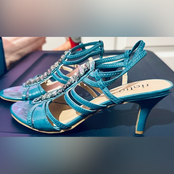 NEW Rialto Turquoise Kitten Heels with Open Top Beautiful 6.5 US M - Picture 14 of 16